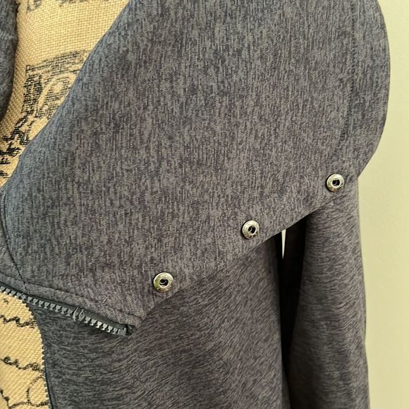 Champion Jacket‼️ - Picture 3 of 12